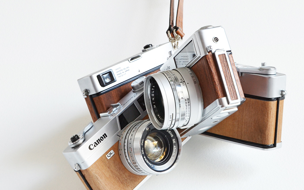 Buy Me One of These: Ilott Vintage Camera
