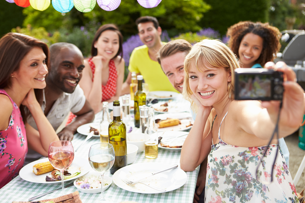 Selfies - Expression or Obsession?